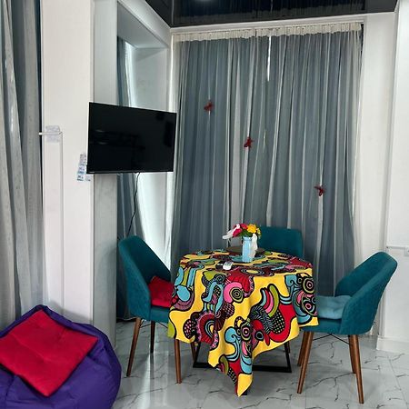 Kutaisi Apartment Buitenkant foto