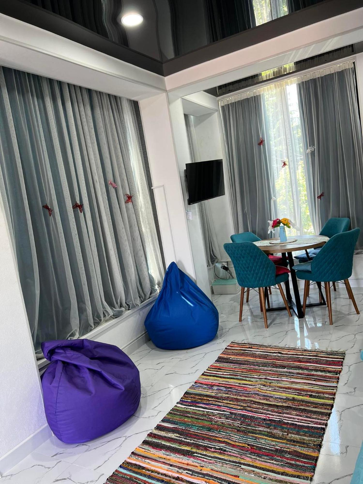 Kutaisi Apartment Buitenkant foto